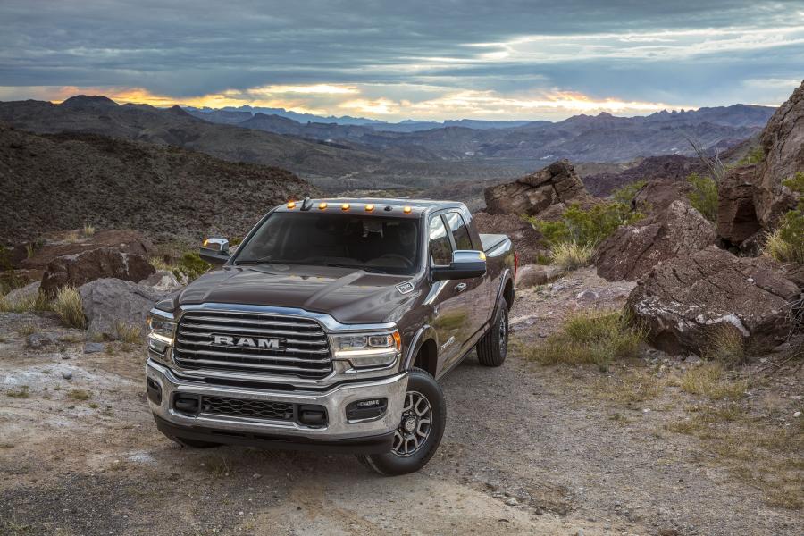  Ram 2500 Laramie Longhorn Mega Cab (DJ) 2019 года  (фото 17 из 20)